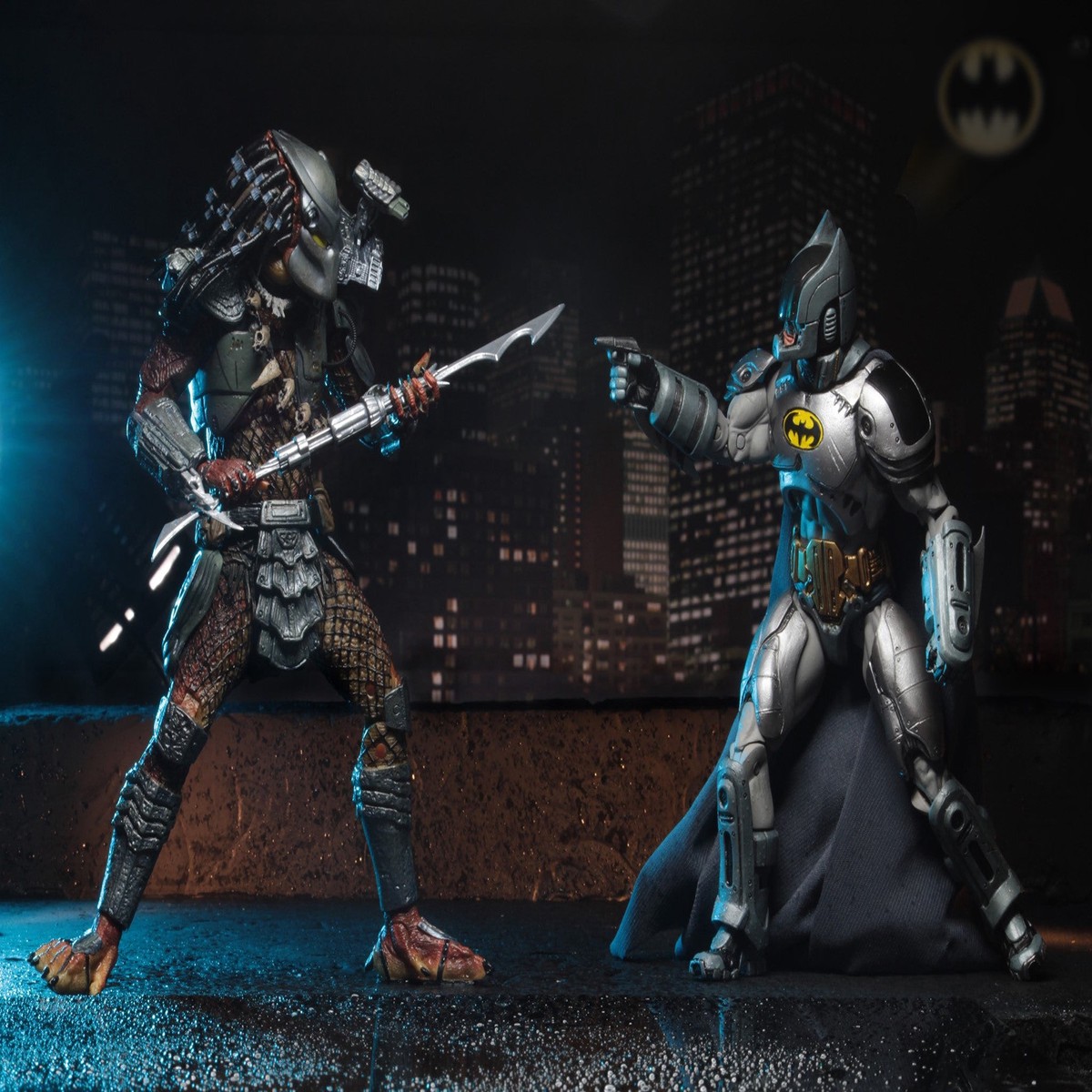 SDCC 2019 NECA 7″ Batman vs Predator 2-Pack Action Figure Exclusive