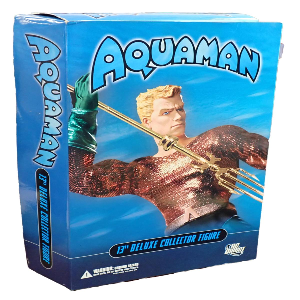 Aquaman – 13″ Deluxe Collector Figure