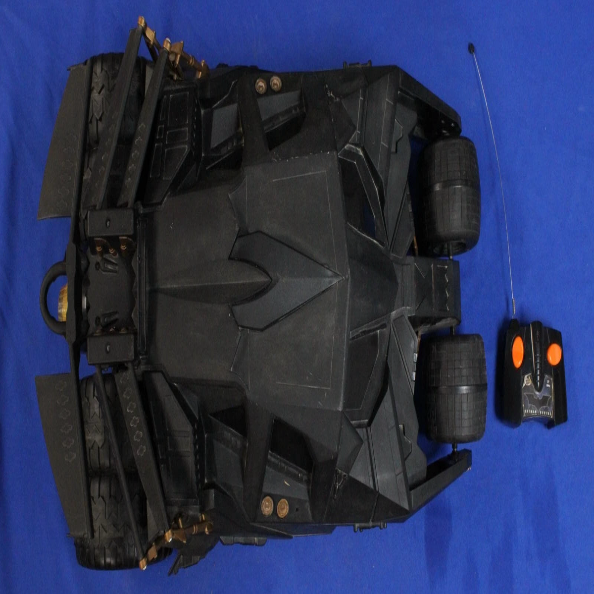 Mattel Tyco 2005 Batman Begins 1/6 Scale 28  Batmobile Tumbler RC Car Untested